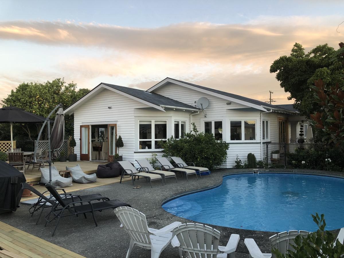 Beautiful Bungalow Cbd Μπλένχαϊμ Εξωτερικό φωτογραφία